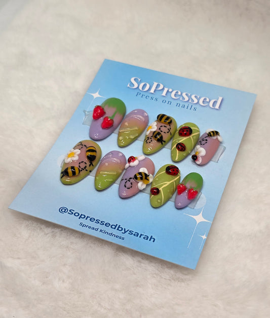 Cottage Critters 🐞🐝🍓